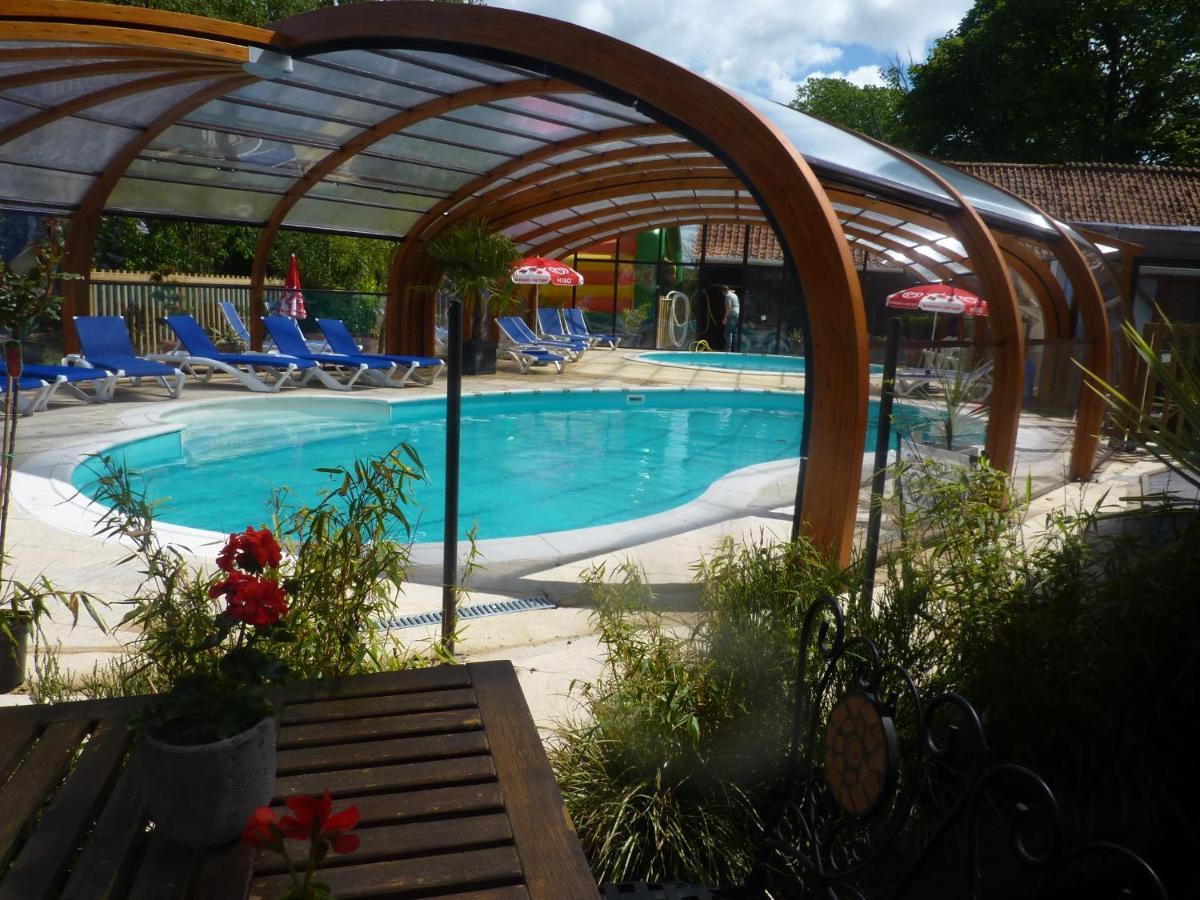 Licques Camping Pommiers Des Trois Pays מראה חיצוני תמונה