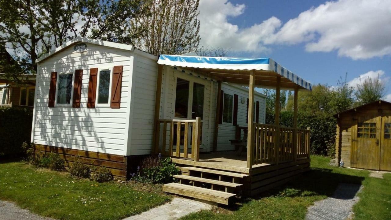 Licques Camping Pommiers Des Trois Pays מראה חיצוני תמונה