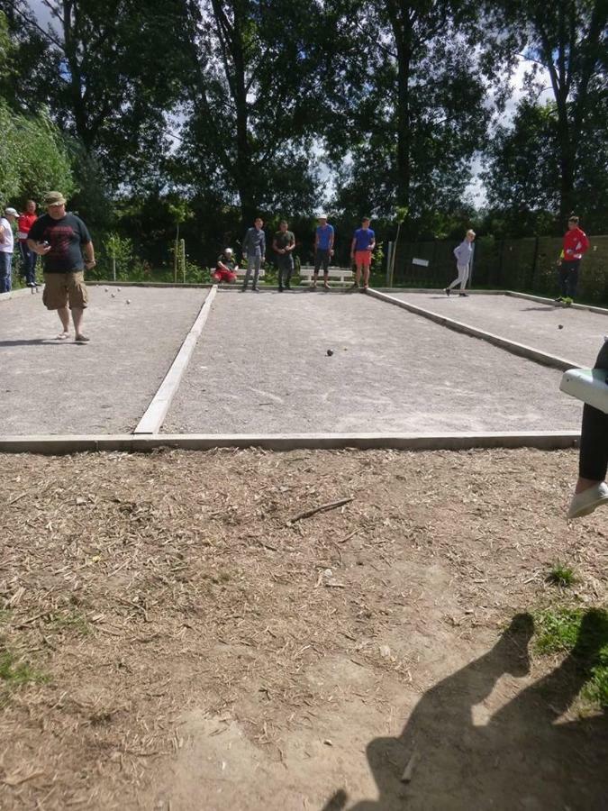 Licques Camping Pommiers Des Trois Pays מראה חיצוני תמונה