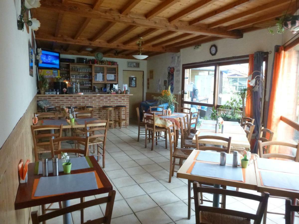 Licques Camping Pommiers Des Trois Pays מראה חיצוני תמונה