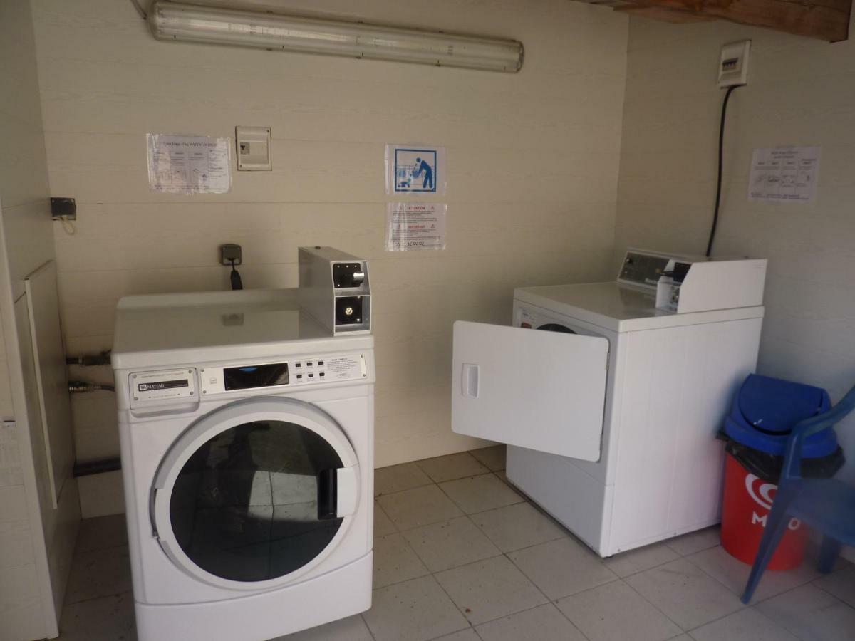 Licques Camping Pommiers Des Trois Pays מראה חיצוני תמונה